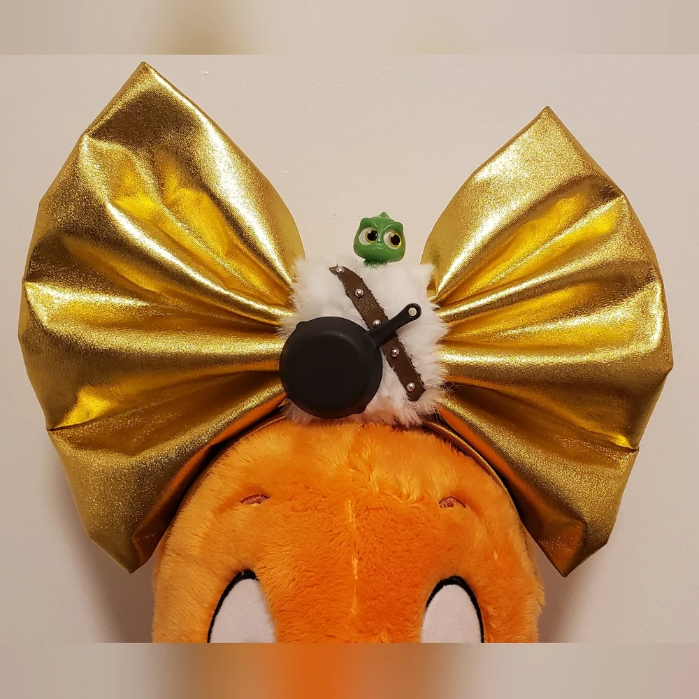 ⭐Large Custom Bow 🌟 Maximus & Pascal Bow on Hairband 🌟